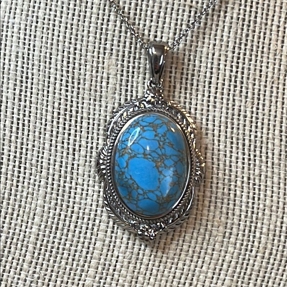 Mojave blue turquoise pendant necklace 20” in stainless steel, magnetic closure